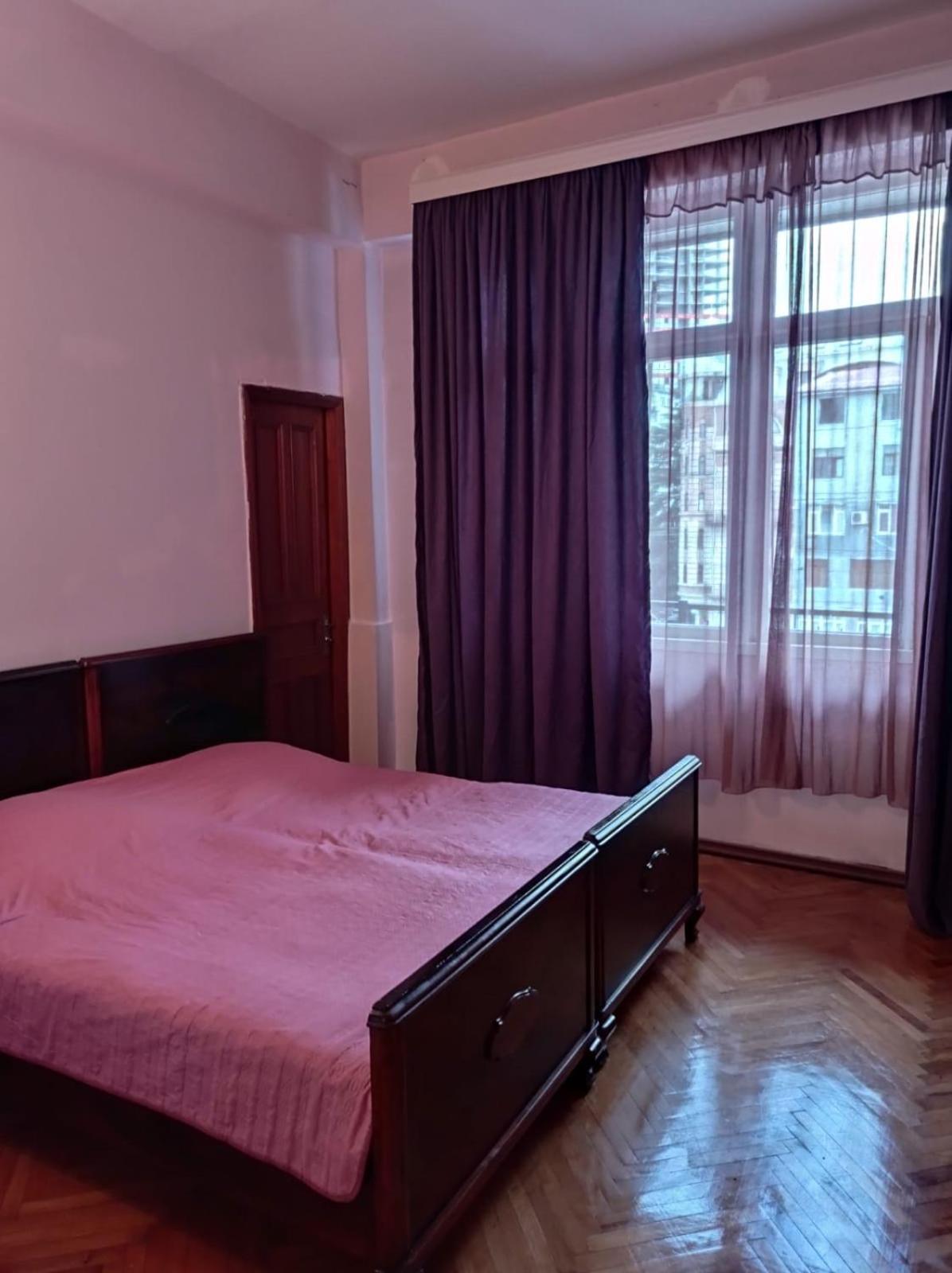 Апартаменты От Зуры Batumi Exterior photo